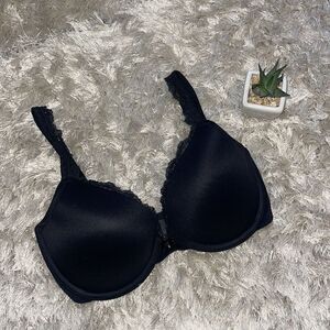 EUC Soma "Embraceable" Demi Lace Bra Black 32D $80